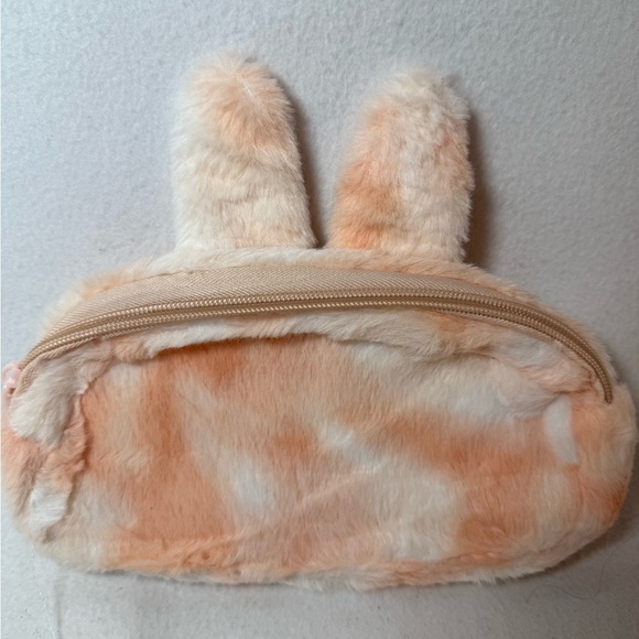 Inspired LaBuBu Zip Pouch. - Picture 8 of 9